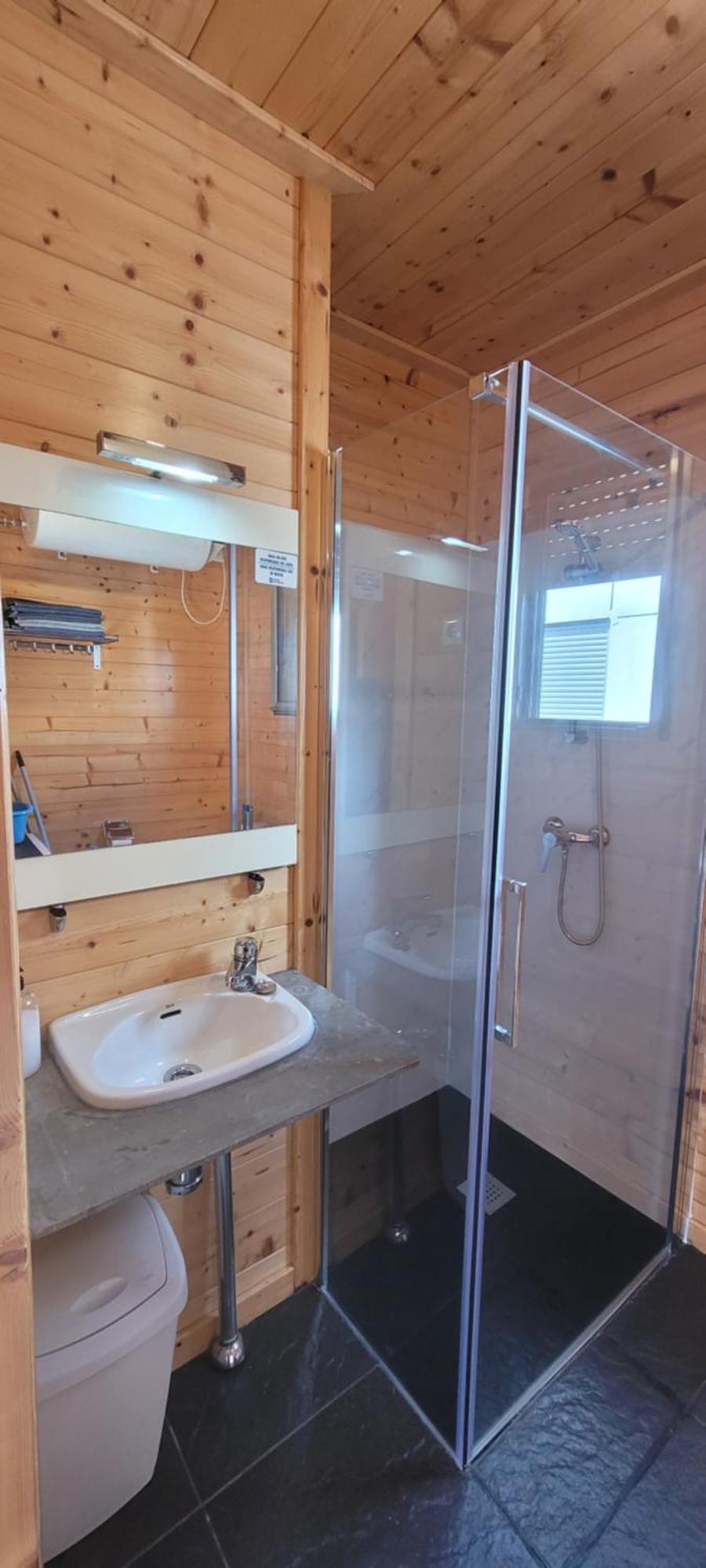 Apartadino Побра до Караминял Екстериор снимка